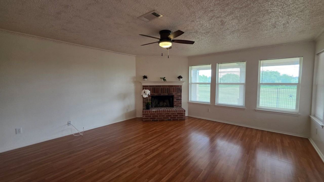 8632 Arcadia Park Dr - Photo 6 of 40