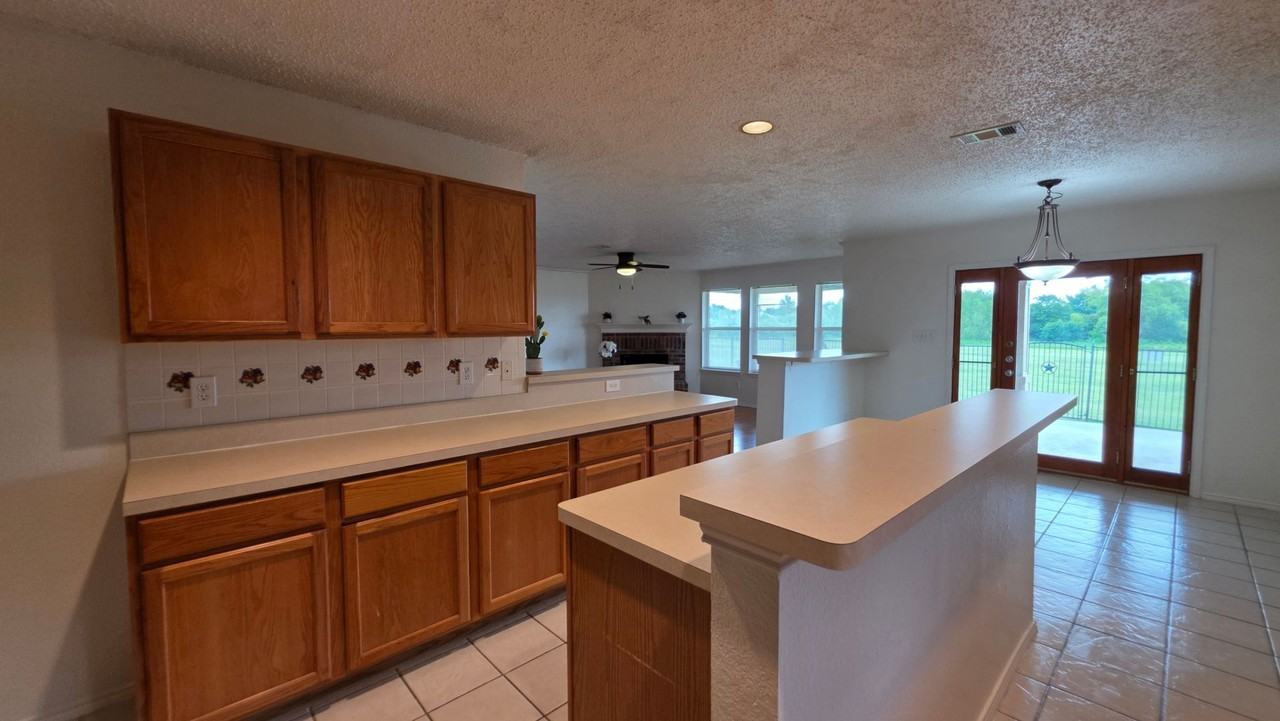 8632 Arcadia Park Dr - Photo 7 of 40