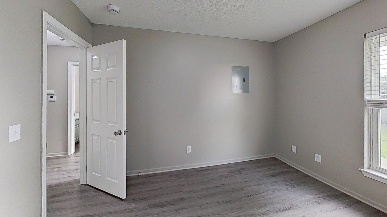 404 Se Oak Ridge Dr Apt A - Photo 6 of 8