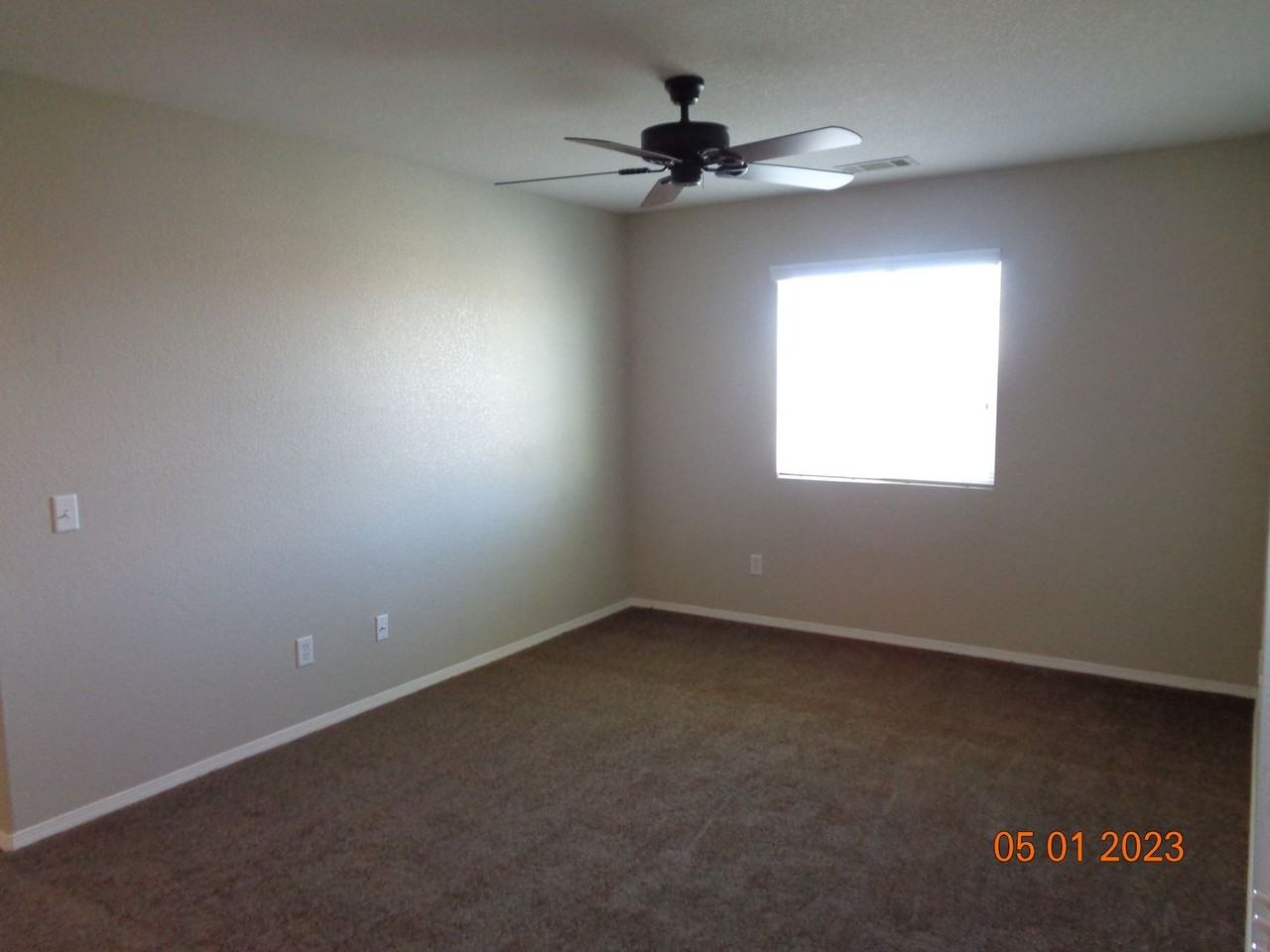 2739 Garnet Ln - Photo 4 of 23