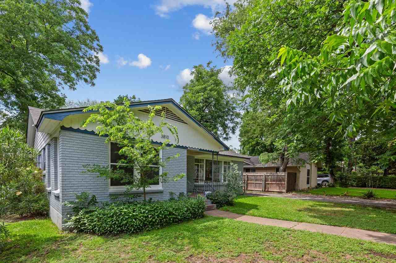 3810 Avenue H - Photo 3 of 31