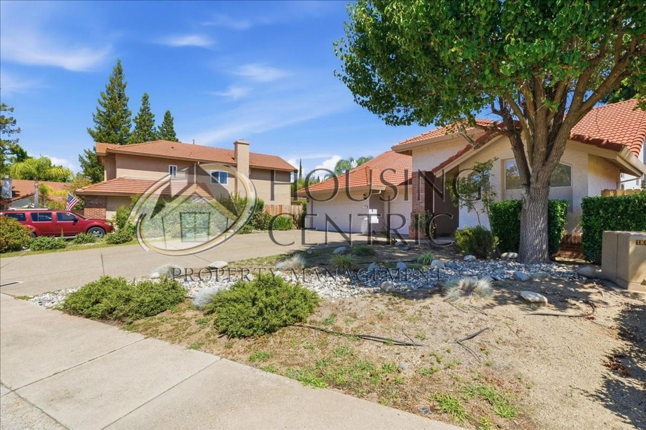 108 Pembury Way - Photo 2 of 47