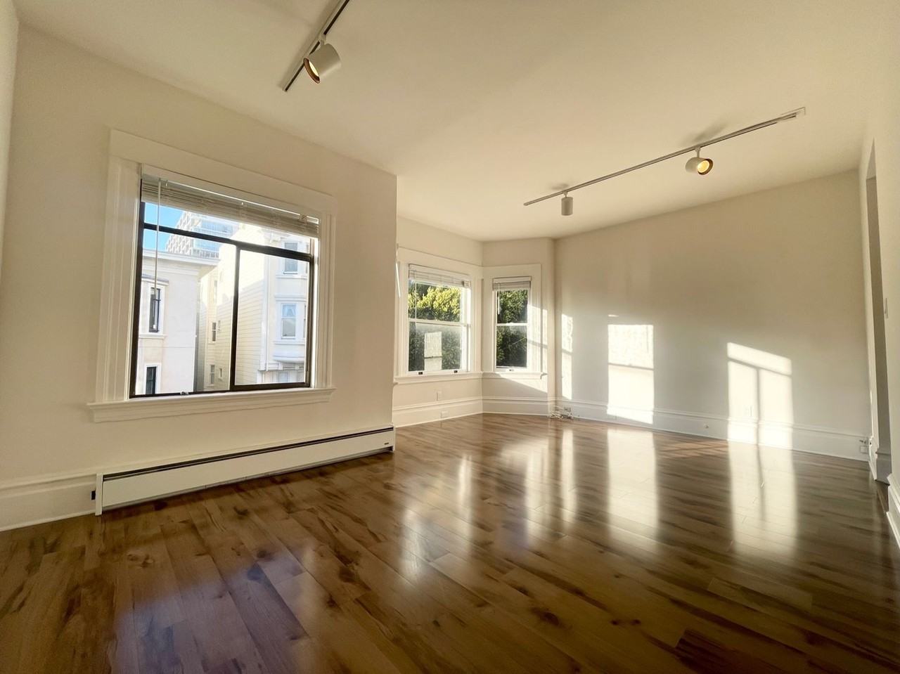 1343 Sacramento St #3 - Photo 6 of 25
