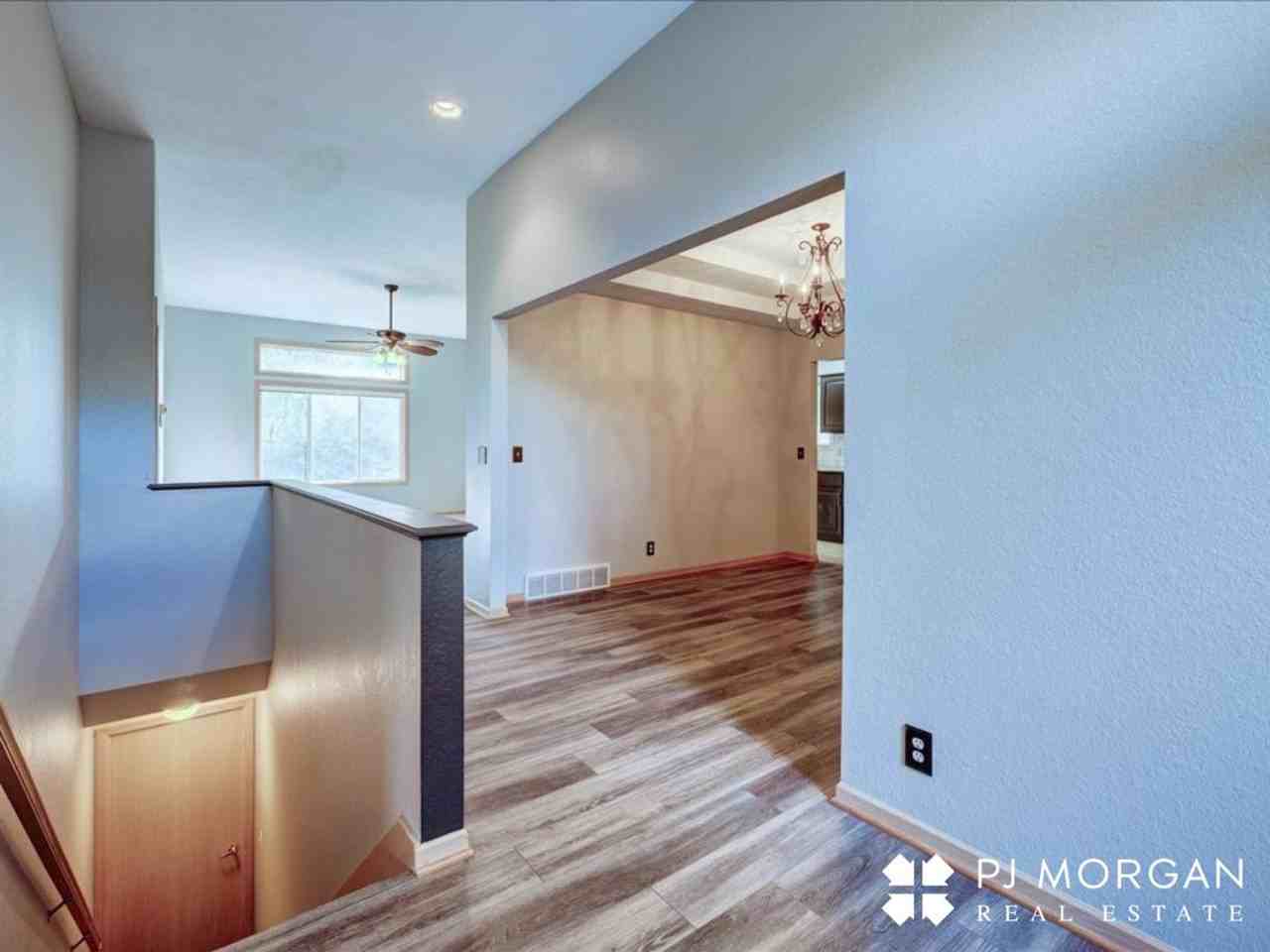 10027 S 171st St - Photo 3 of 30
