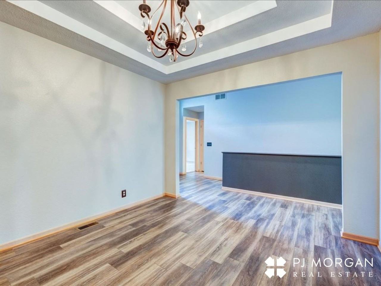 10027 S 171st St - Photo 5 of 30