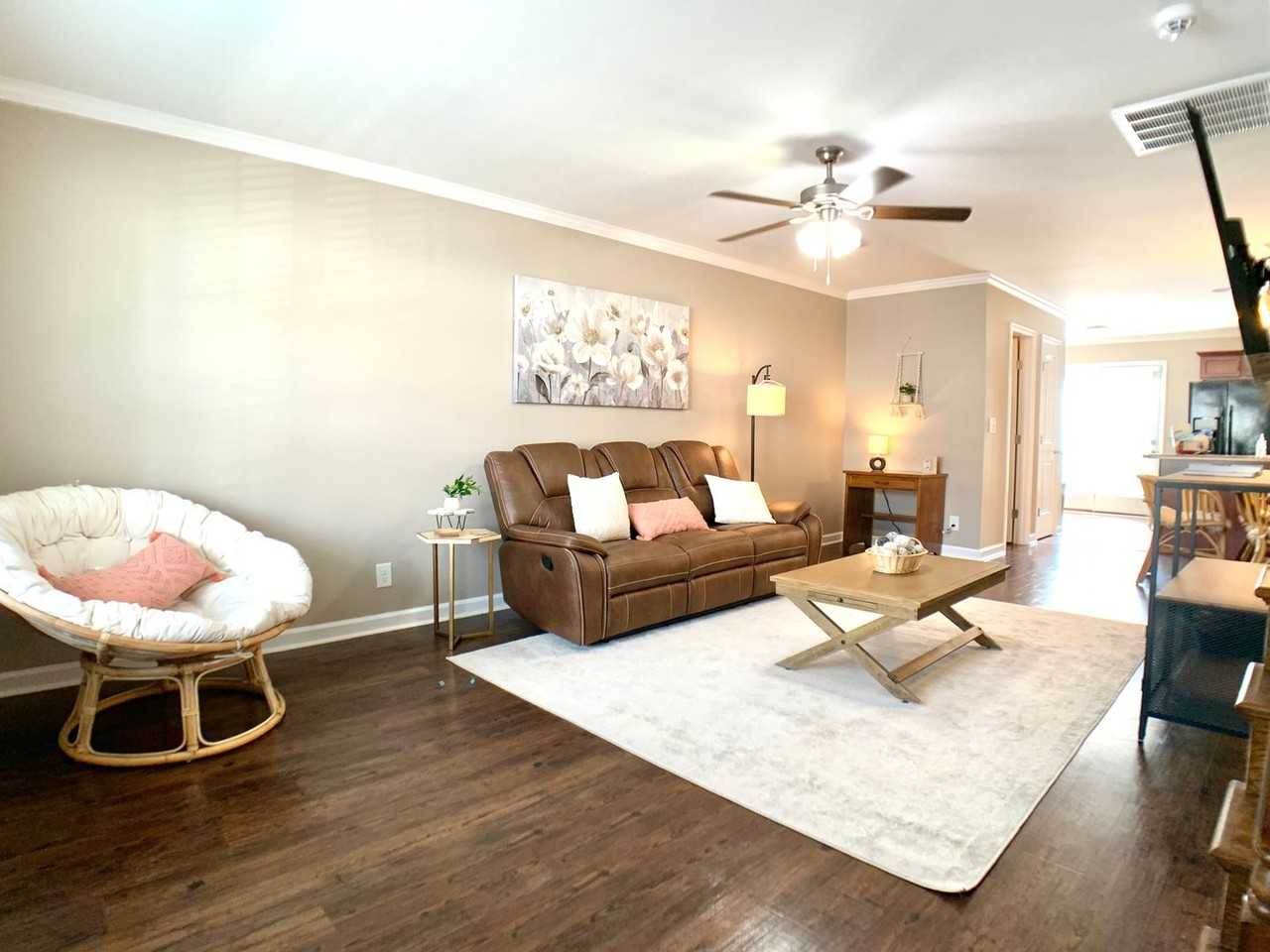 308 Sam Houston Cir - Photo 3 of 29