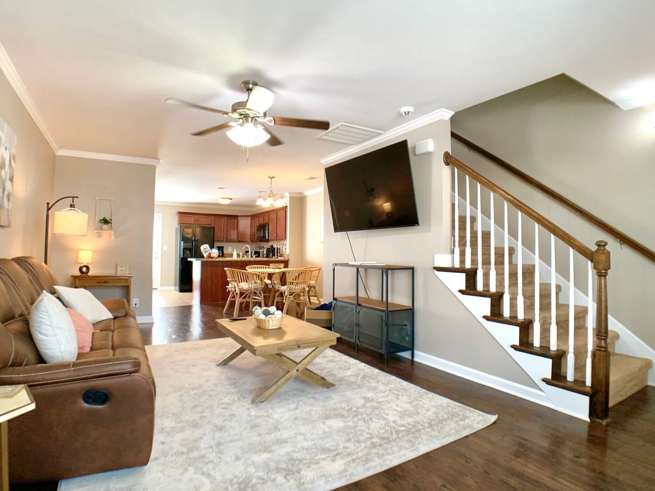 308 Sam Houston Cir - Photo 5 of 29