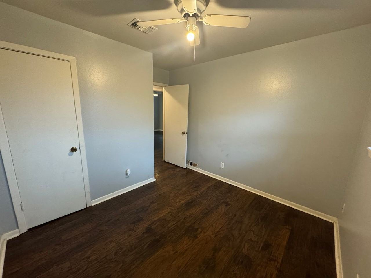 3002 Hazel Cir - Photo 4 of 12