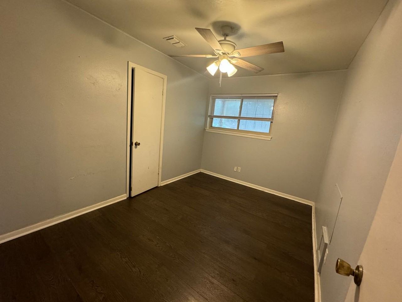 3002 Hazel Cir - Photo 5 of 12