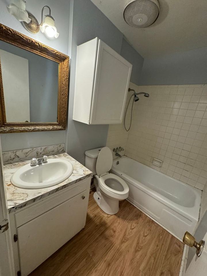 3002 Hazel Cir - Photo 6 of 12