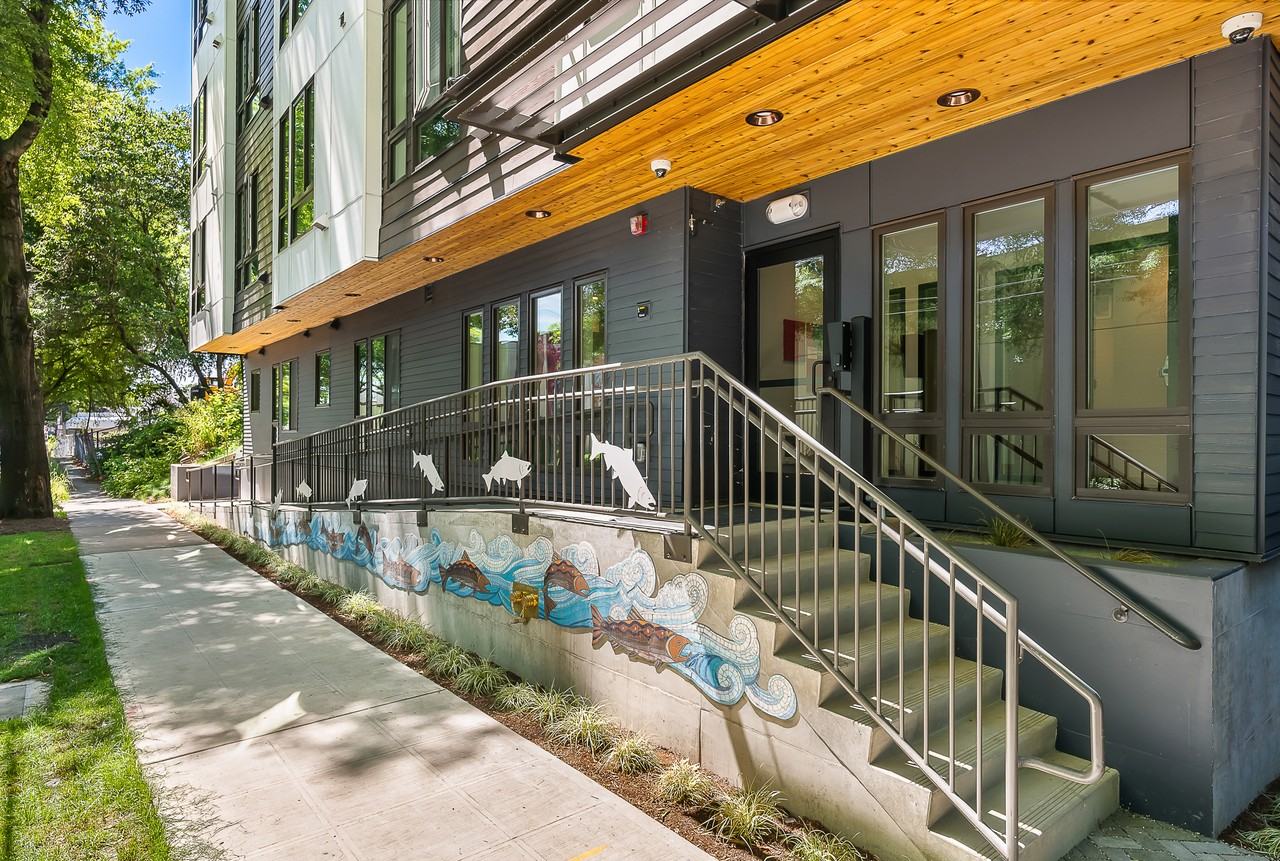 4029 Rainier Avenue South - Photo 3 of 50