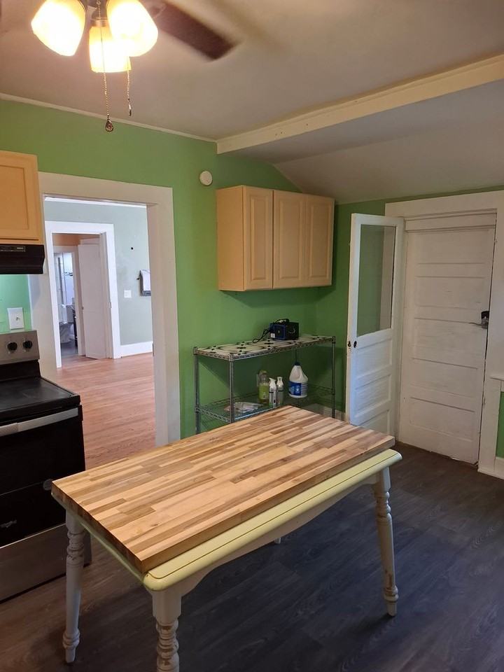 732 Stewarts Rd - Photo 3 of 20