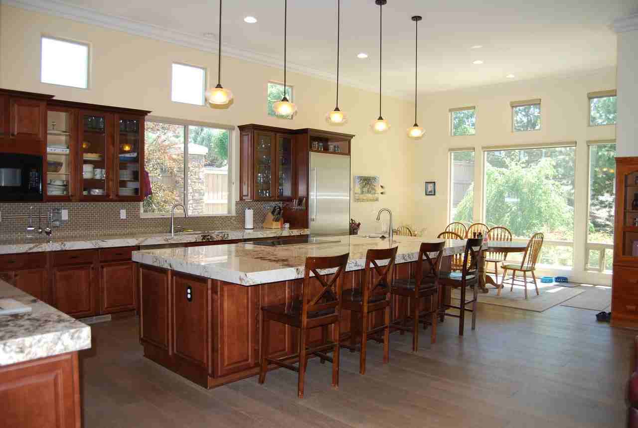 13395 Stoneland Dr - Photo 3 of 17