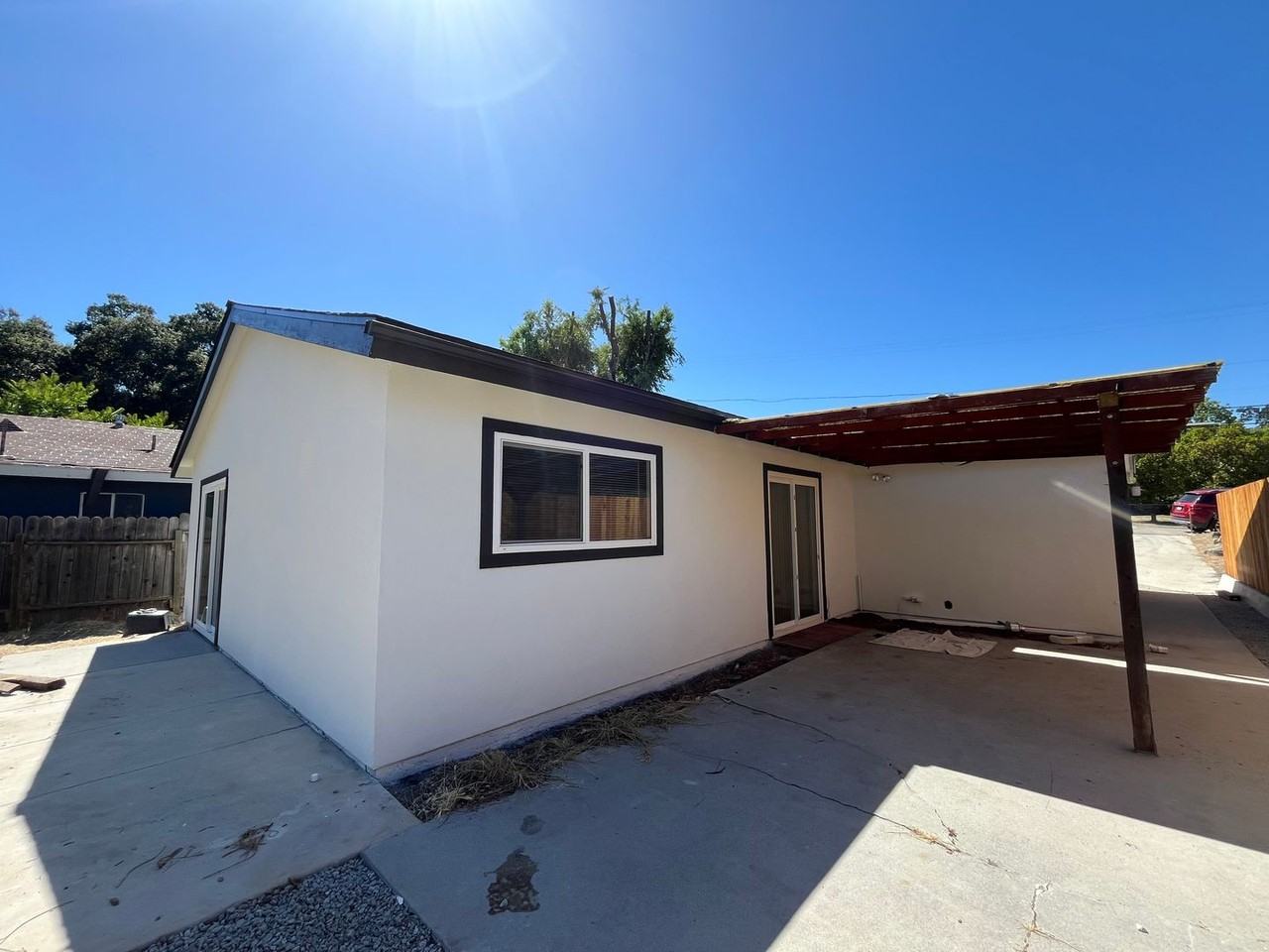 8890 Arcade Rd - Photo 5 of 24