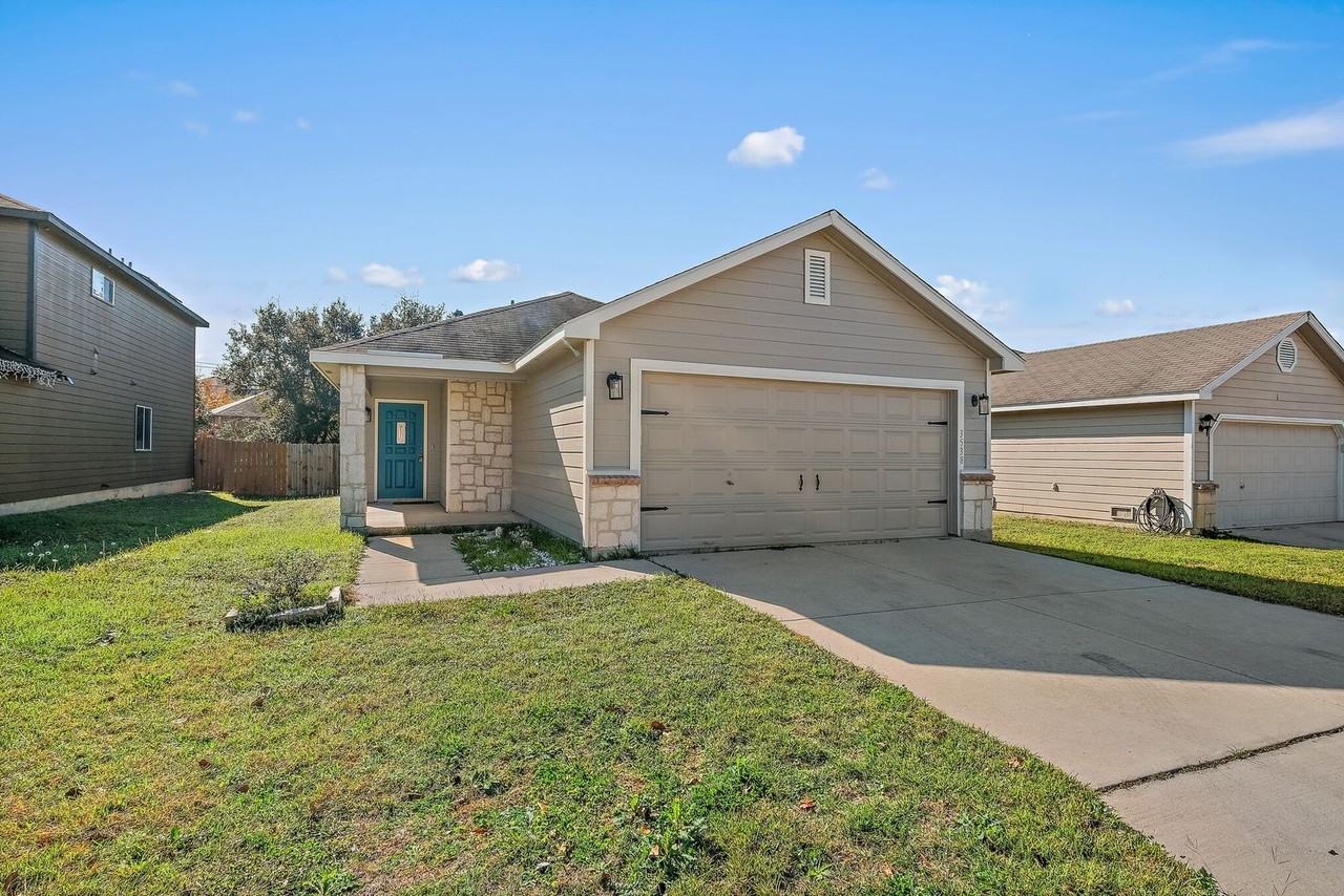 3538 Lantana Fls - Photo 2 of 26