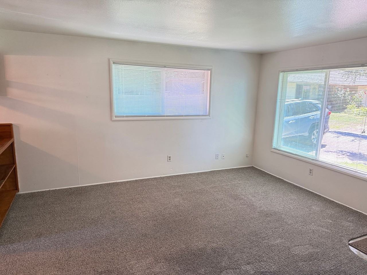 231 Holeman Ave - Photo 7 of 29