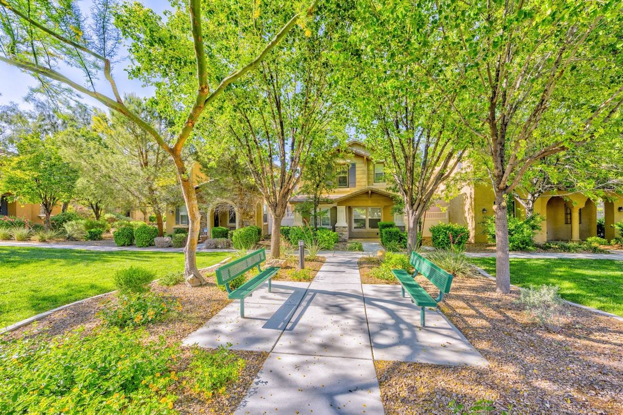 3164 Degas Tapestry Ave - Photo 2 of 14
