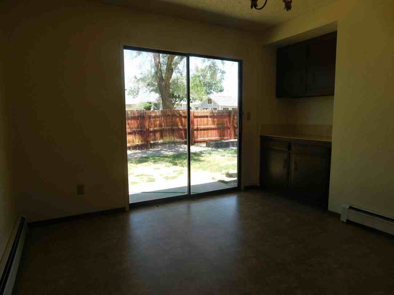 644 Starlight Dr - Photo 4 of 17