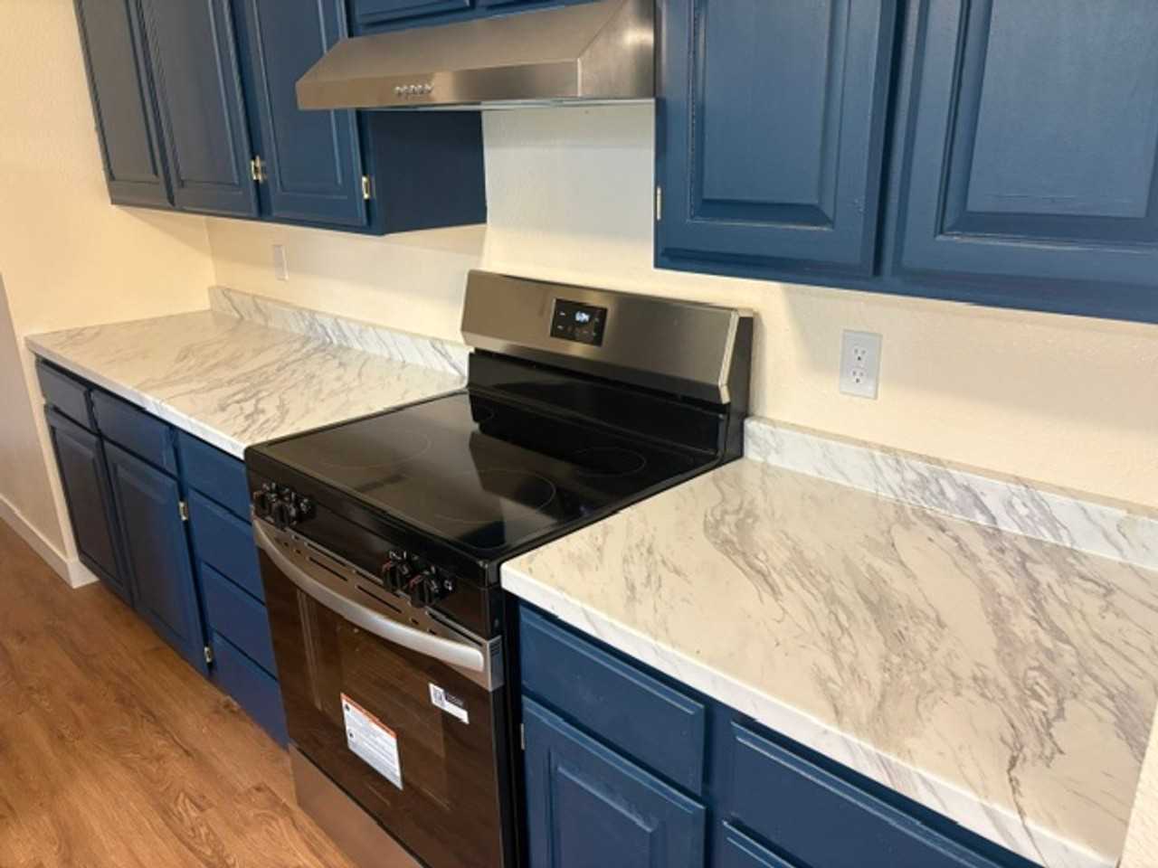 #400 BAYVIEW BY THE SEA APARTMENTS - Photo 6 of 6