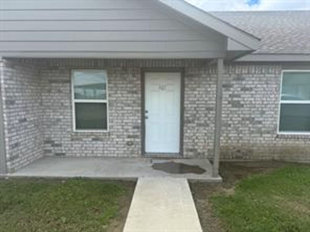 462 Derrs Chapel Rd - Photo 2 of 21