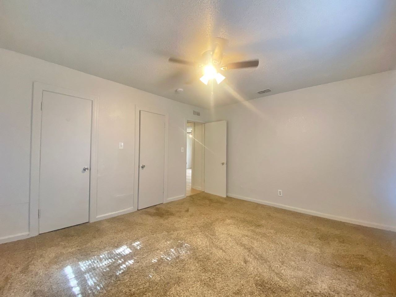 4907 36th St - Photo 6 of 12