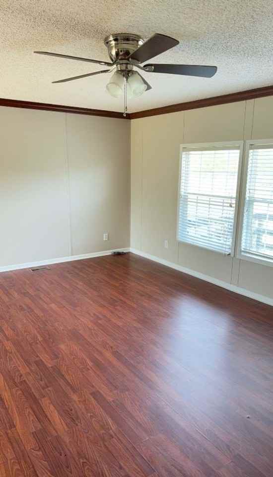 299 Tina St - Photo 5 of 9