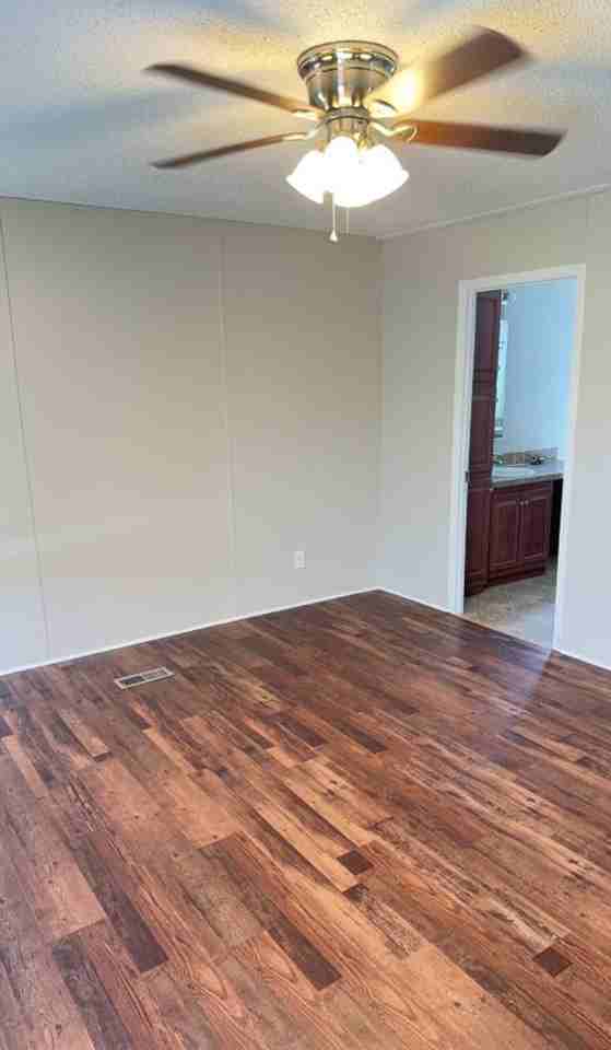 299 Tina St - Photo 6 of 9