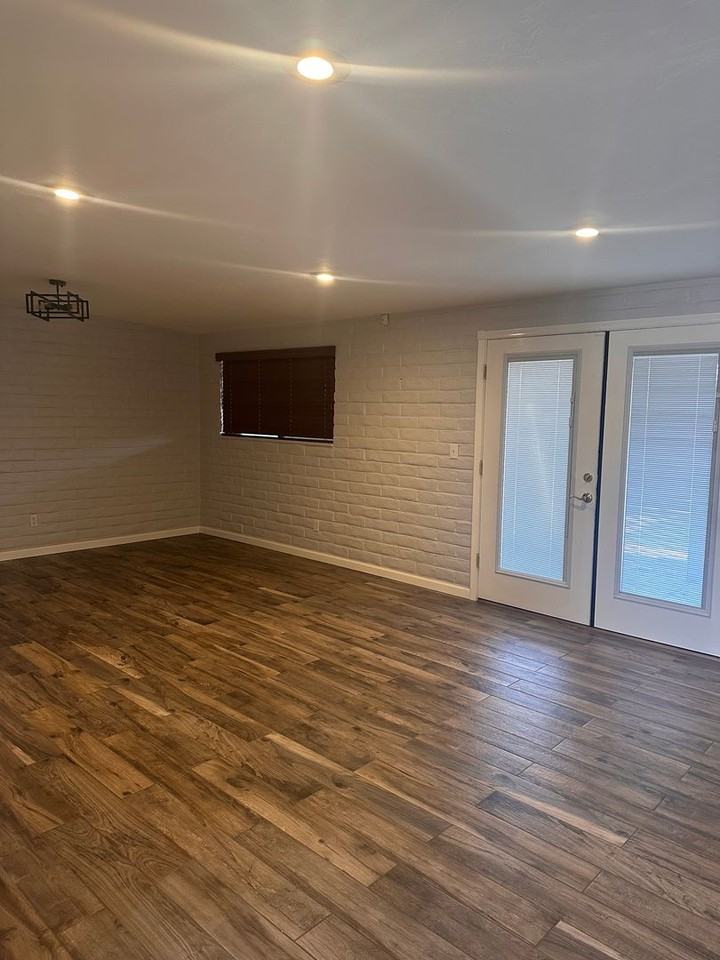 7221 E Brooks Dr - Photo 3 of 16