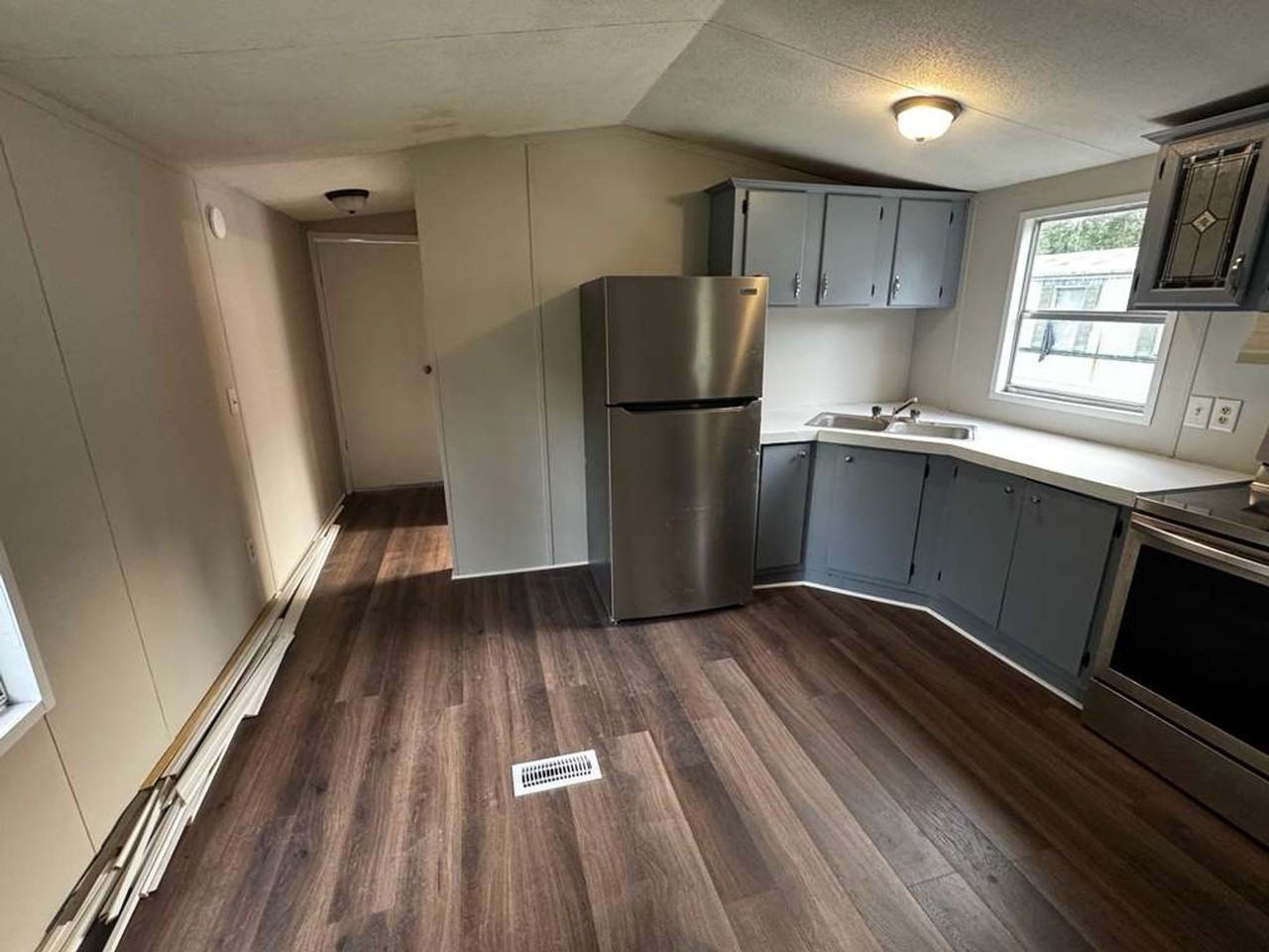 4901 Madison Dr - Photo 6 of 10