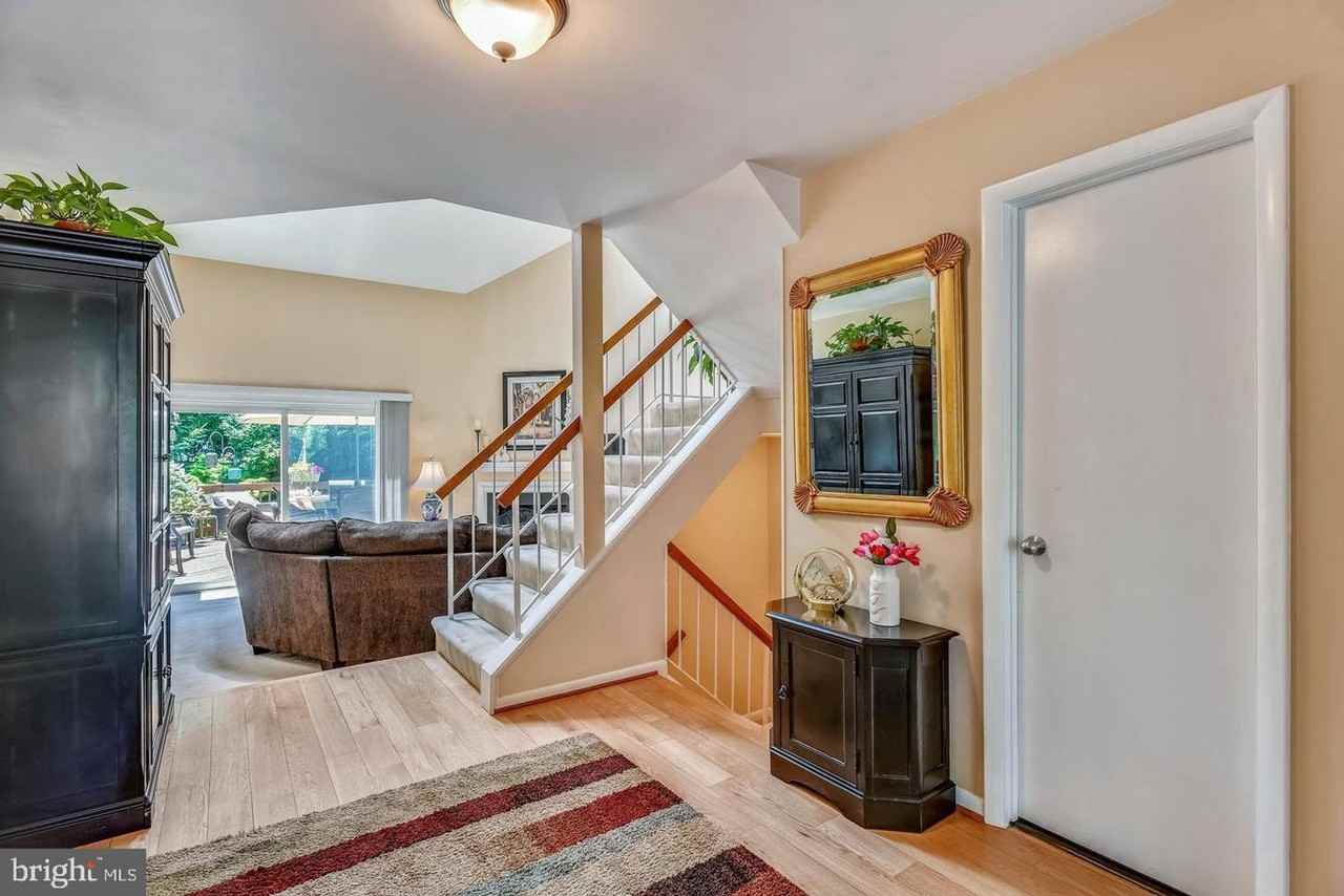 11627 Chapel Cross Way - Photo 7 of 36