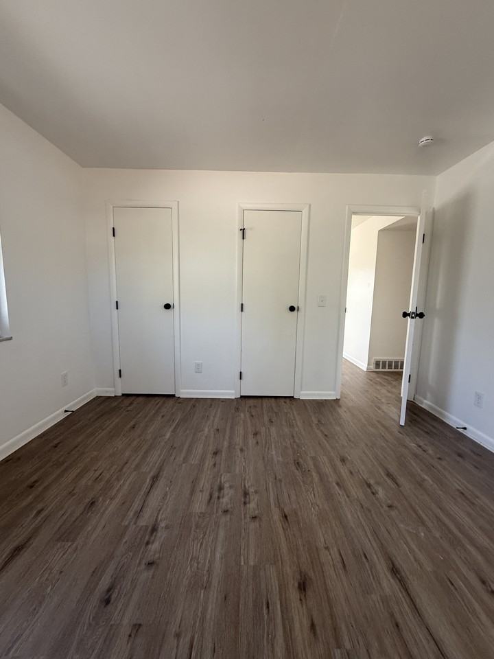 619 Willow Street - Photo 7 of 9