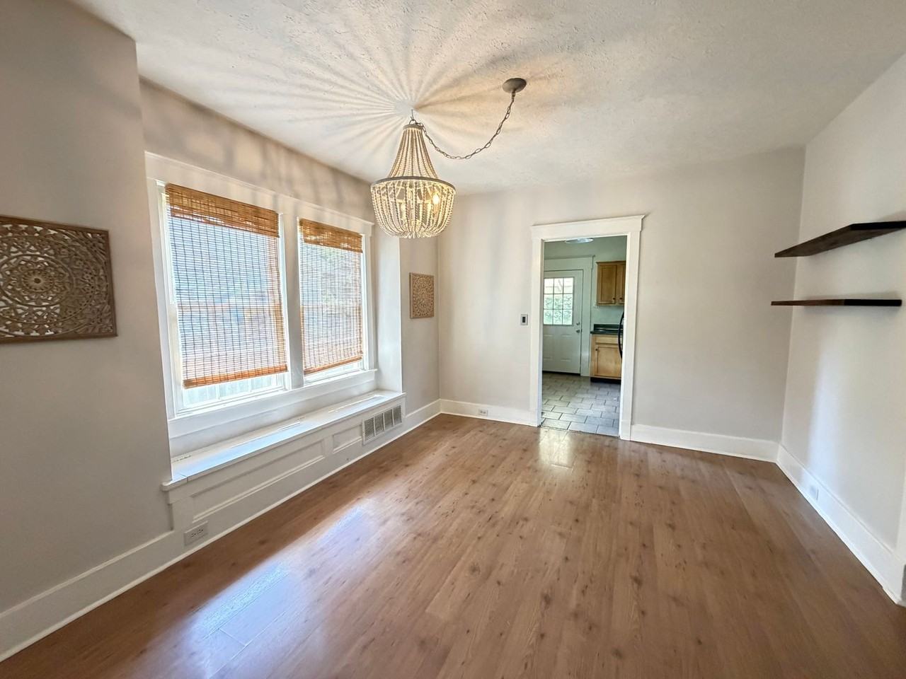 1739 Speed Ave - Photo 5 of 21