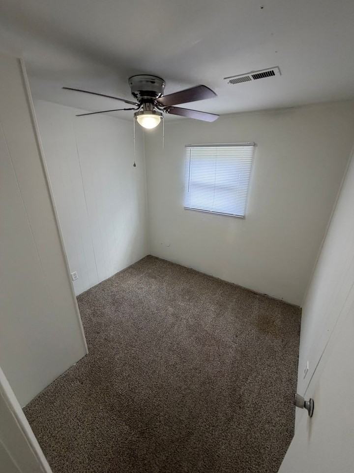 3241 Buckner St - Photo 5 of 8