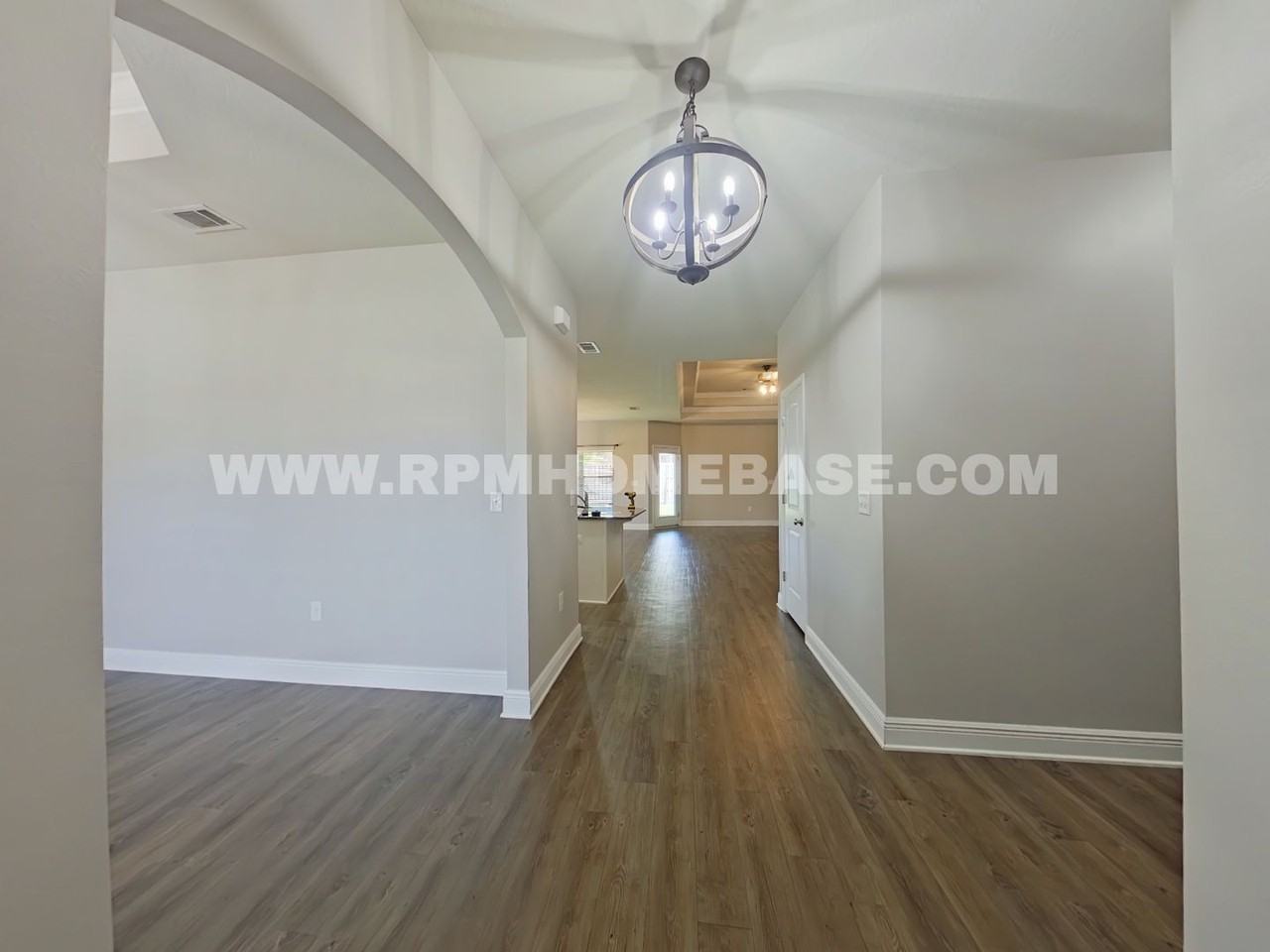 432 Chickadee St - Photo 4 of 28
