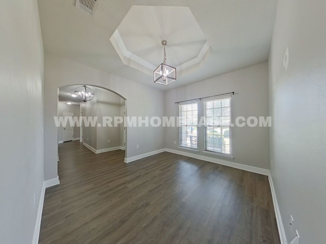 432 Chickadee St - Photo 5 of 28