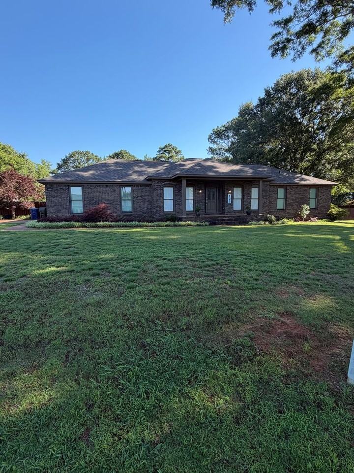 125 Camp Ground Rd - Photo 2 of 50