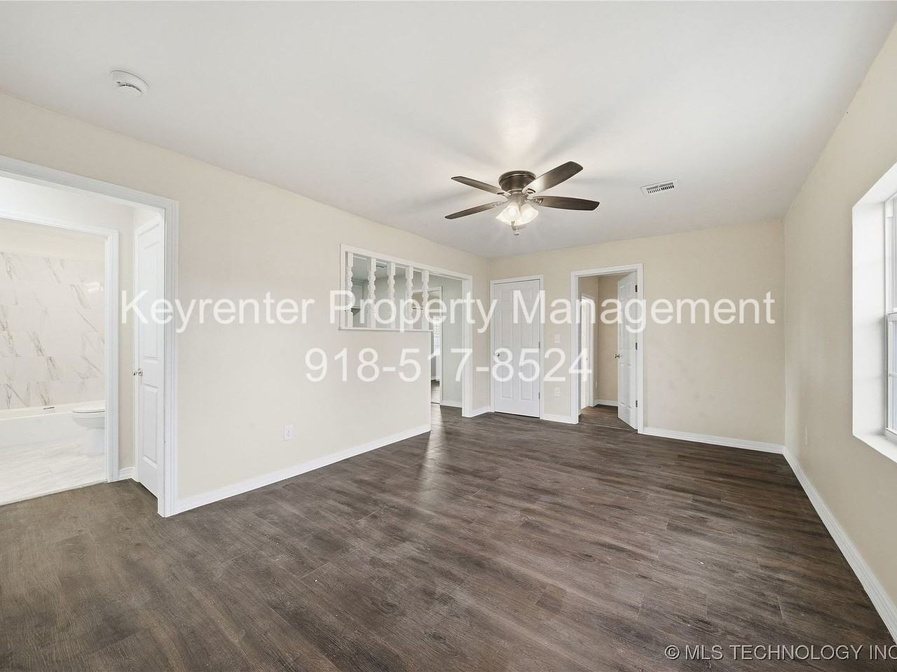 5340 W 11th St - Photo 4 of 23