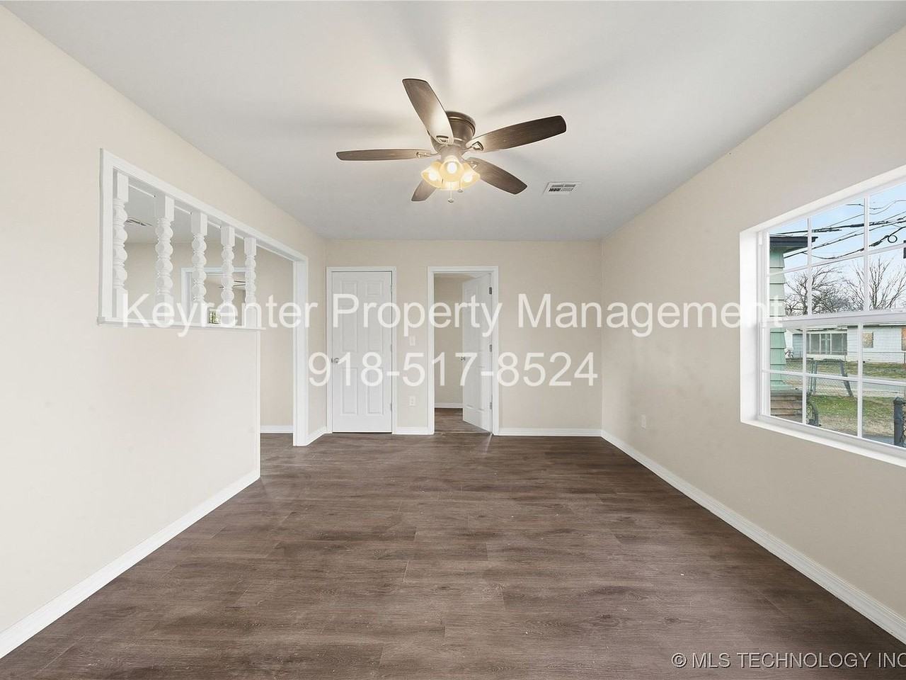 5340 W 11th St - Photo 5 of 23