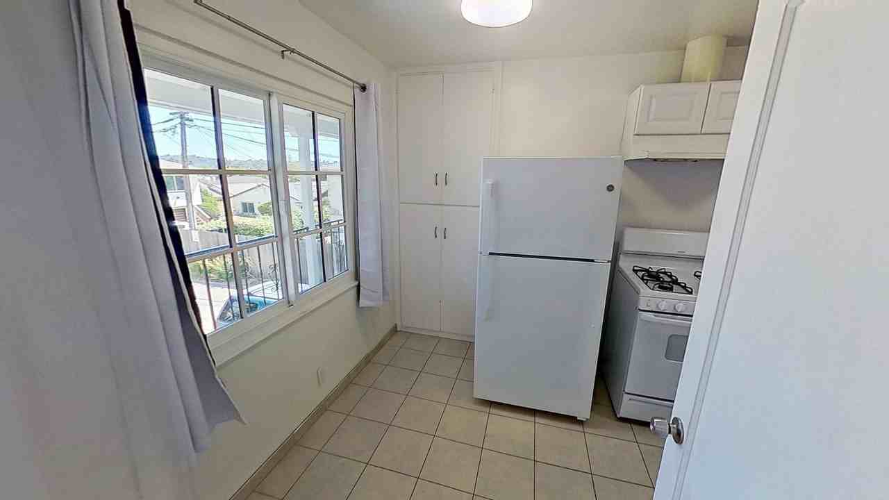 2839 State St - Photo 6 of 23