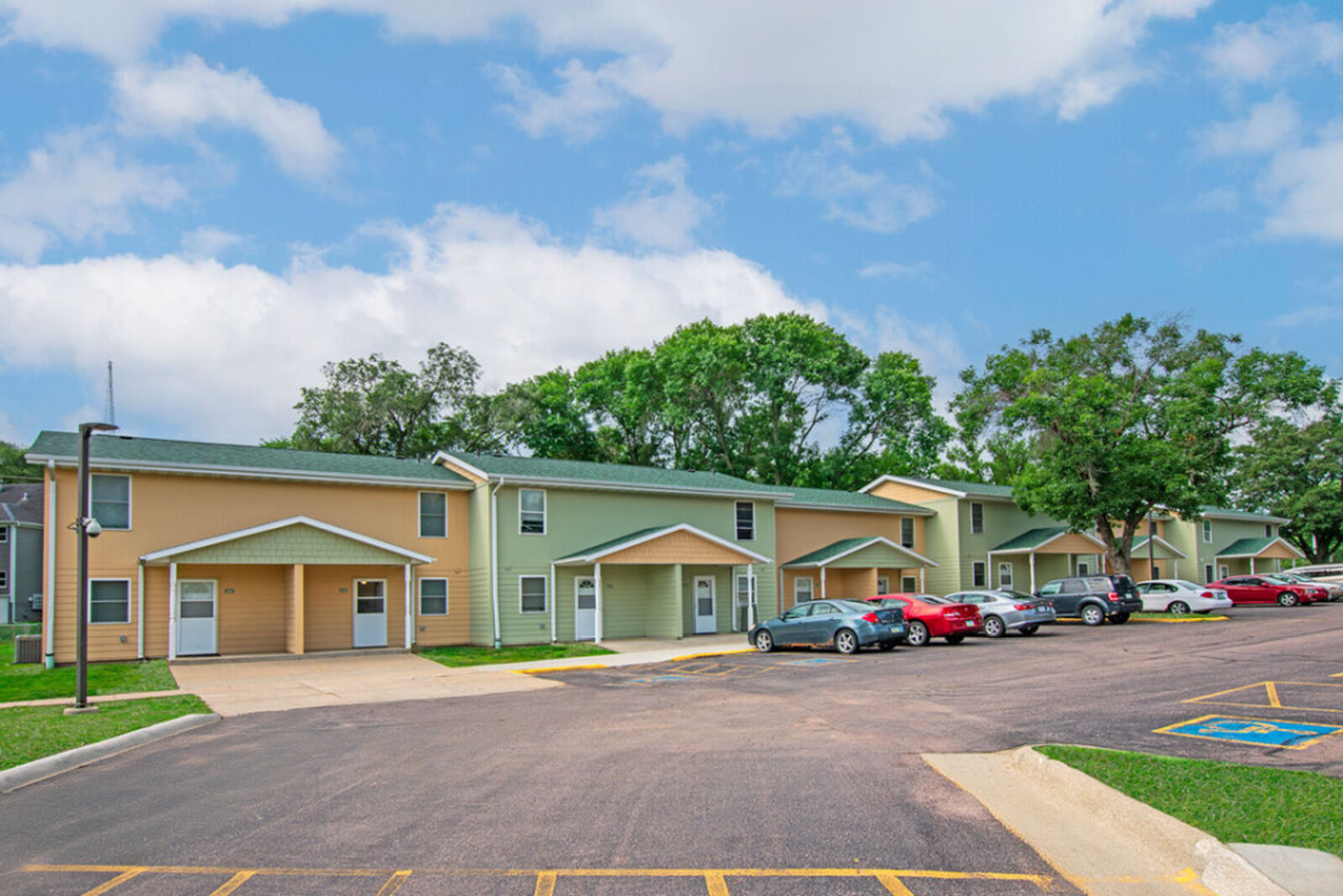 Town View Apartments - Photo 3 of 4