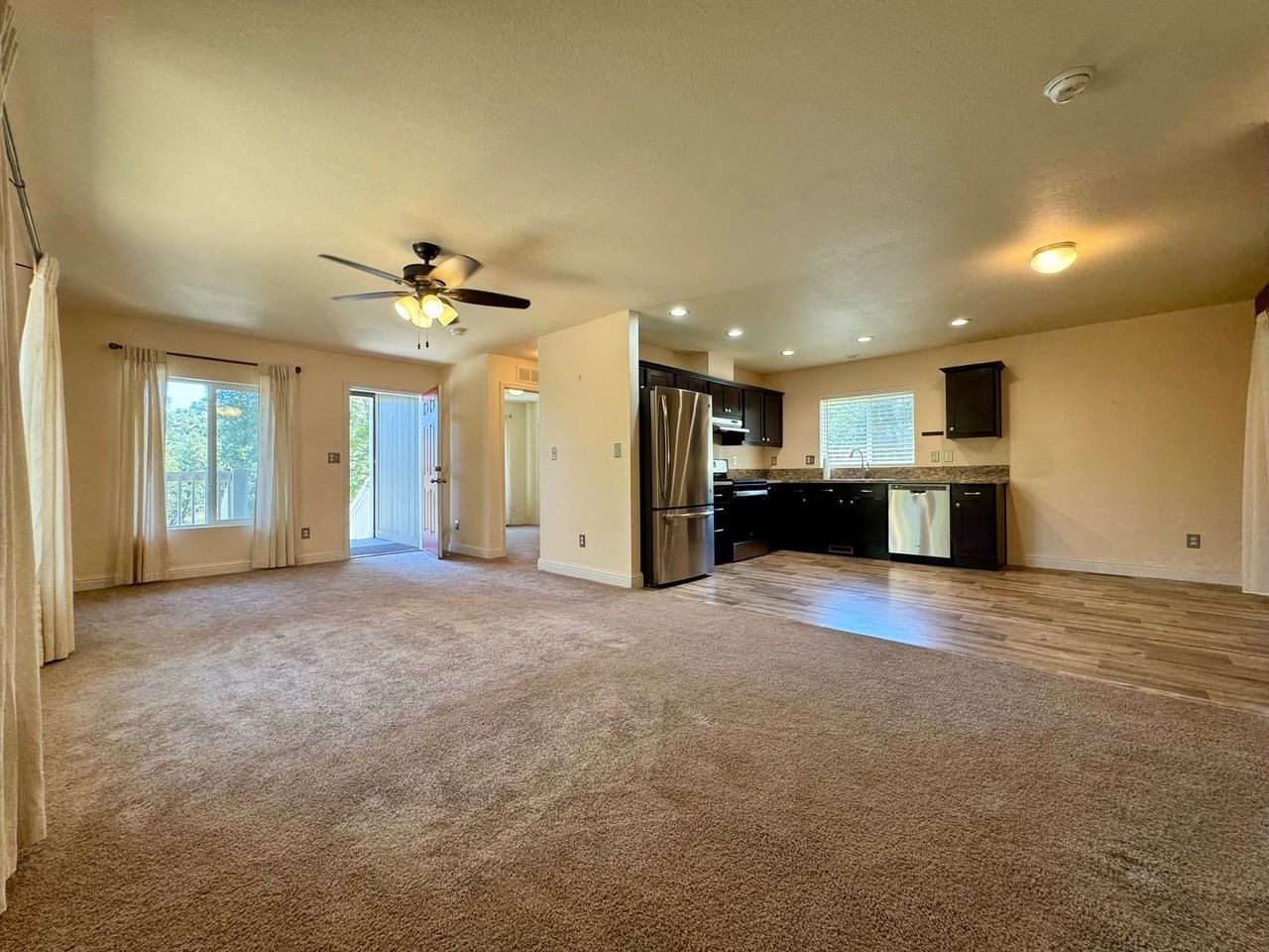 12114 Wolf Rd - Photo 5 of 26