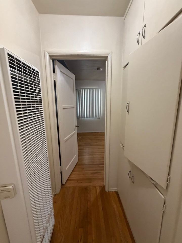 14752 S Budlong Ave - Photo 7 of 13