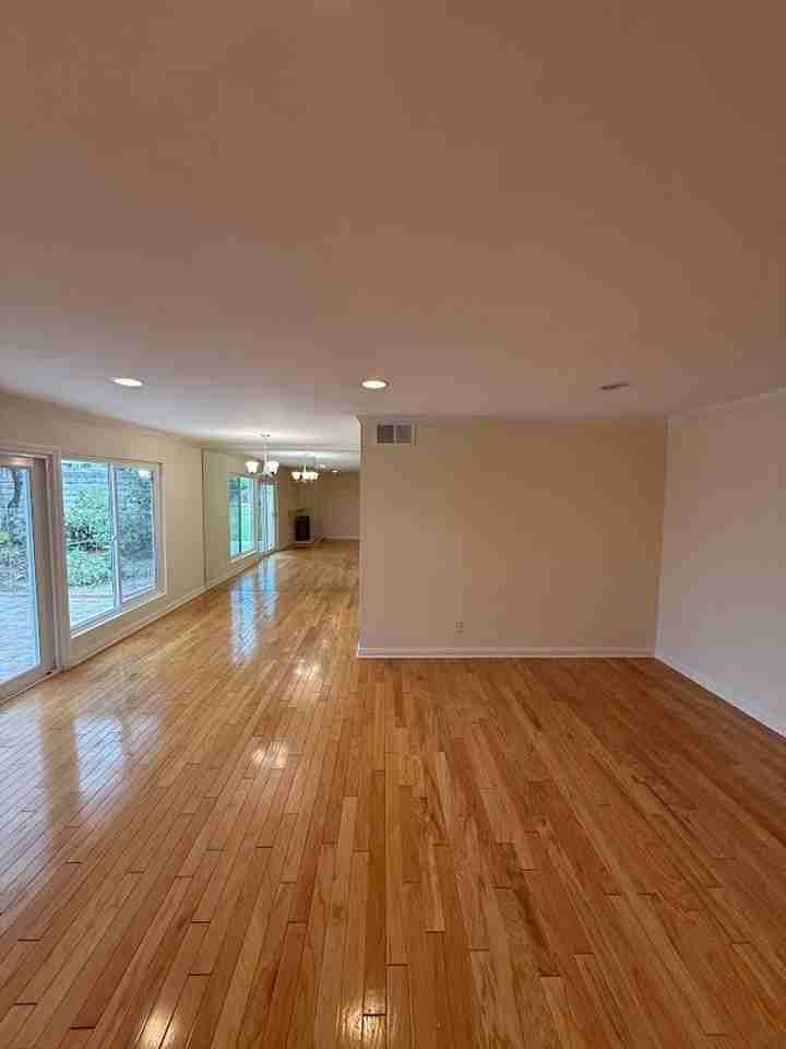 23350 Keswick St - Photo 5 of 30