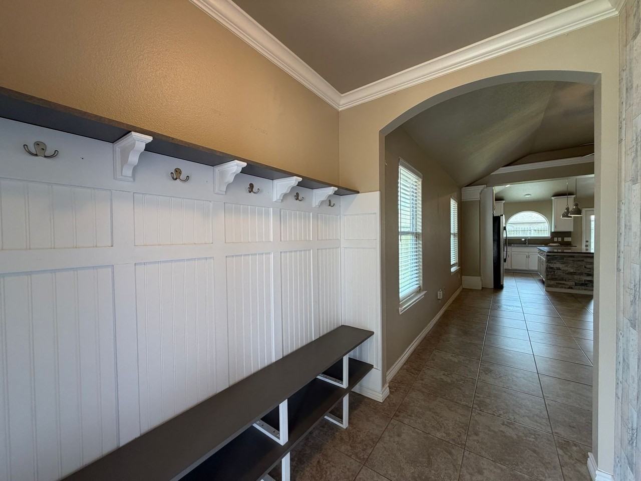 8033 Cormorant Dr - Photo 3 of 26