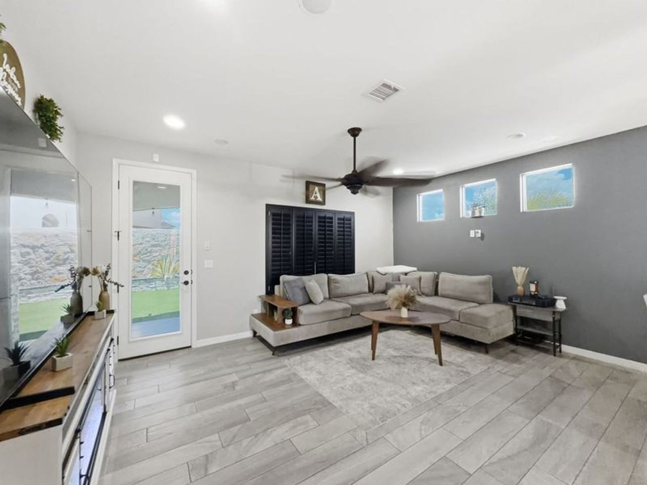 13655 Stonor Ct - Photo 6 of 29