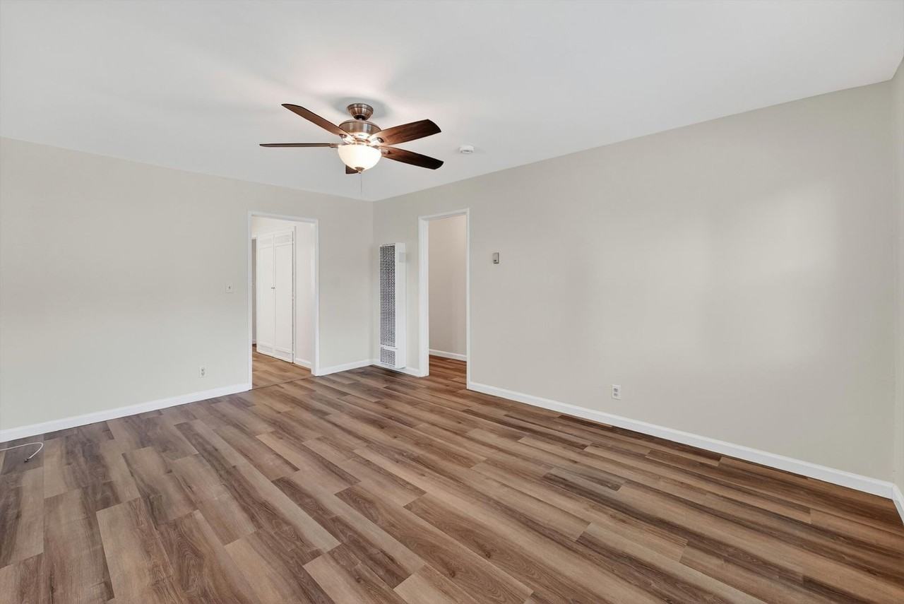1737 W Jacaranda Pl - Photo 5 of 27