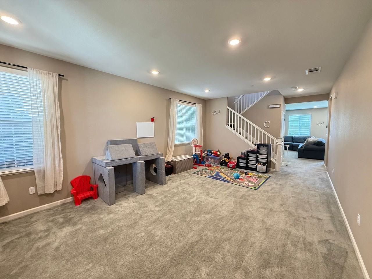 756 Mojave Way - Photo 2 of 19