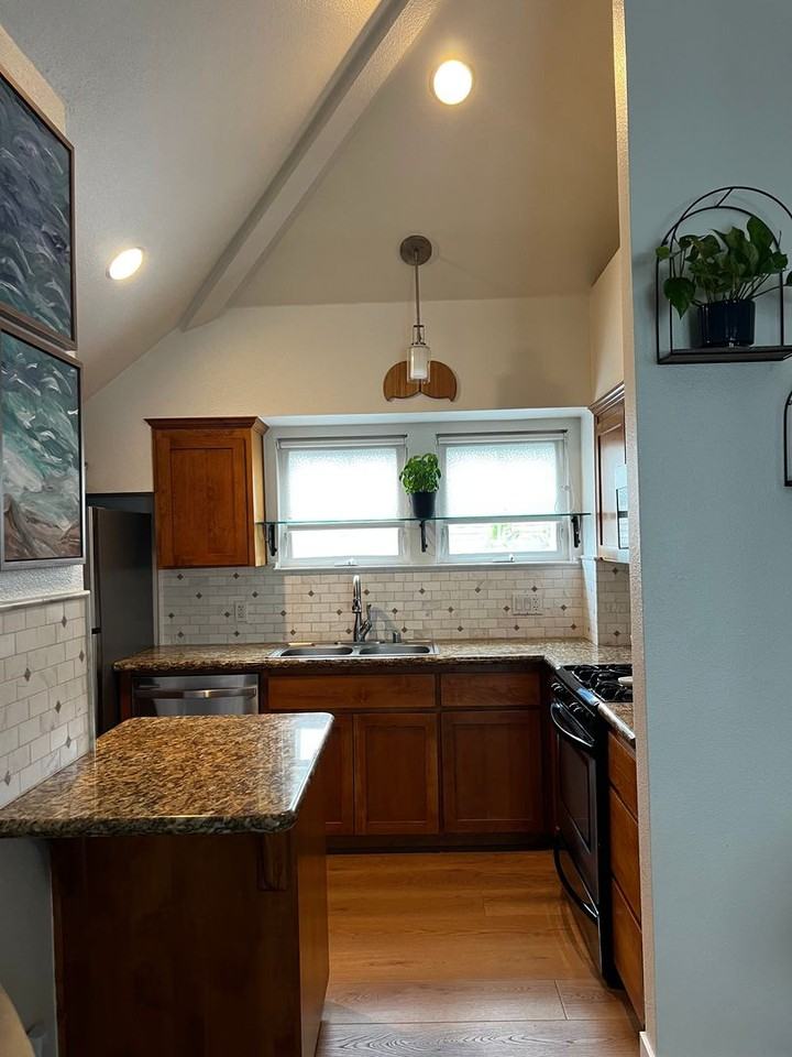 121 Blaine St #B - Photo 6 of 23