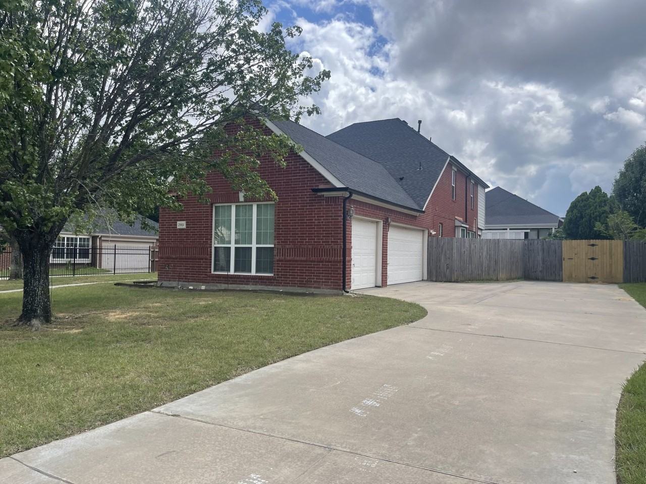 2911 Saint Jude Dr ##Dr - Photo 2 of 22