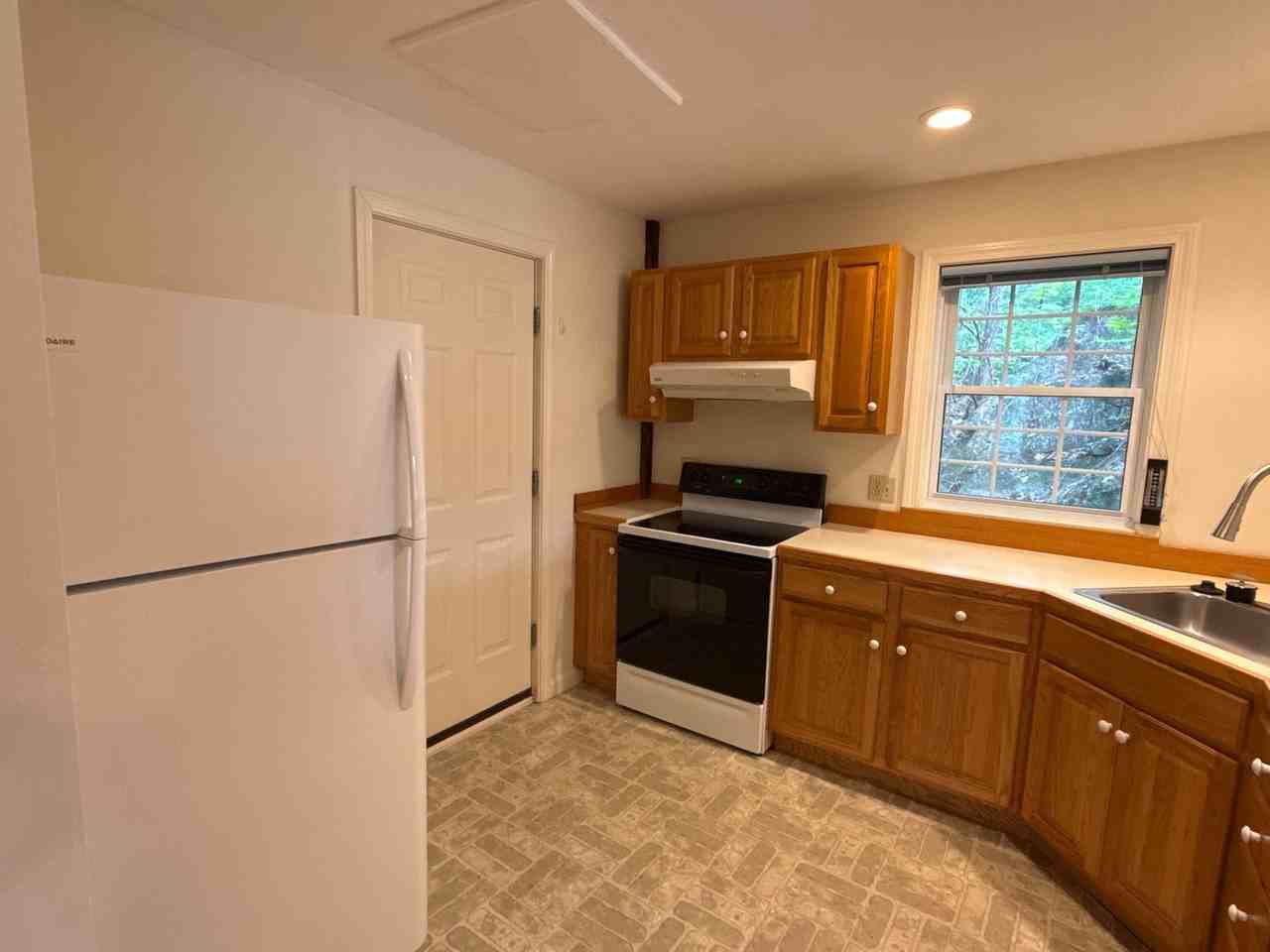 109 Main St - Photo 2 of 22